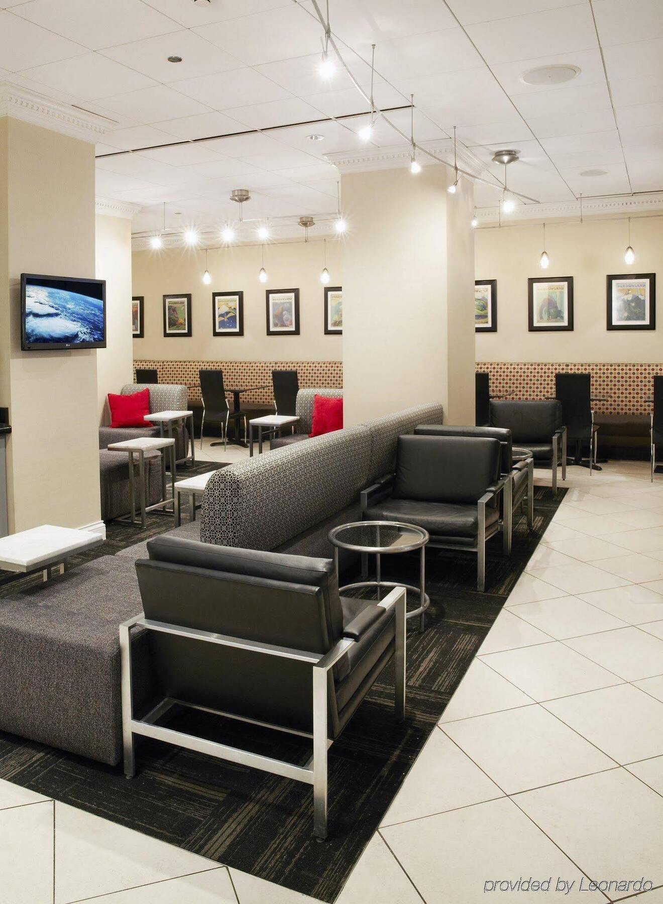 Holiday Inn Express Chicago - Magnificent Mile By Ihg Екстер'єр фото