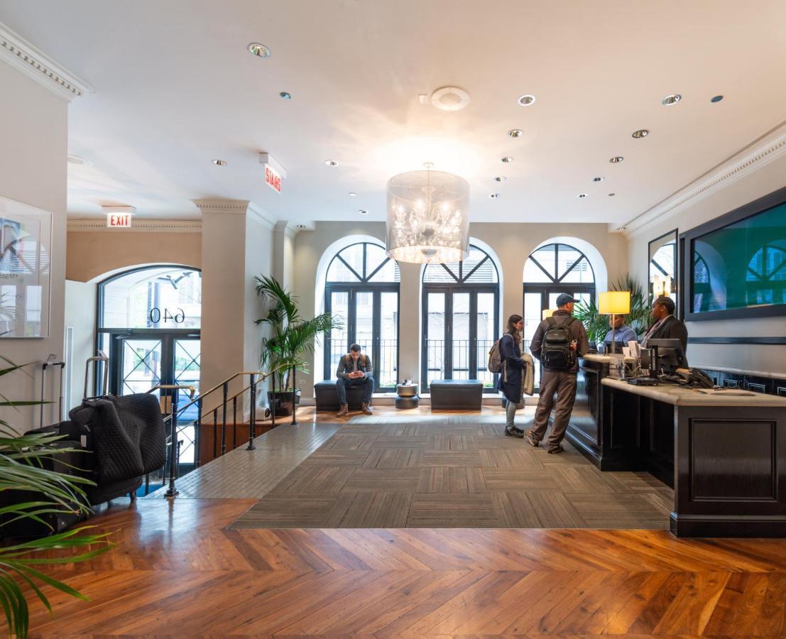 Holiday Inn Express Chicago - Magnificent Mile By Ihg Екстер'єр фото
