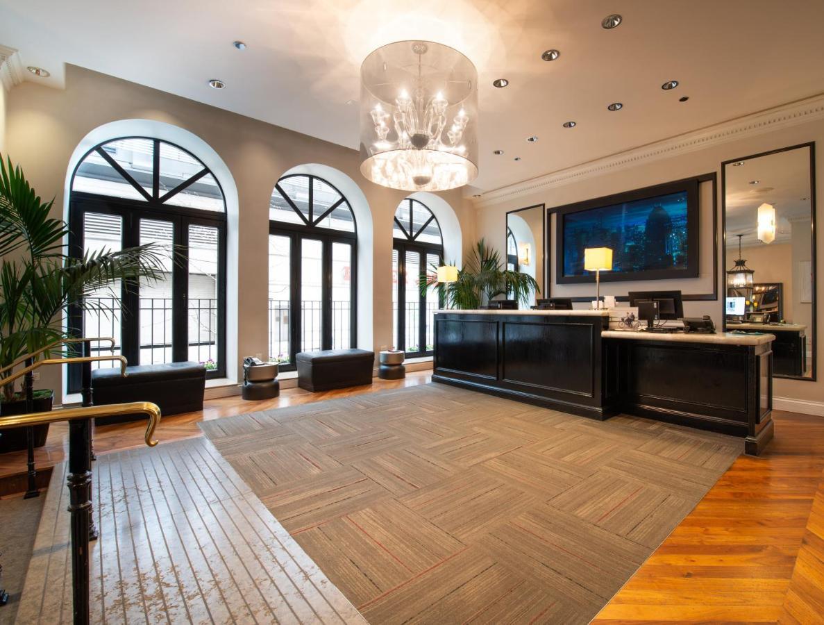 Holiday Inn Express Chicago - Magnificent Mile By Ihg Екстер'єр фото